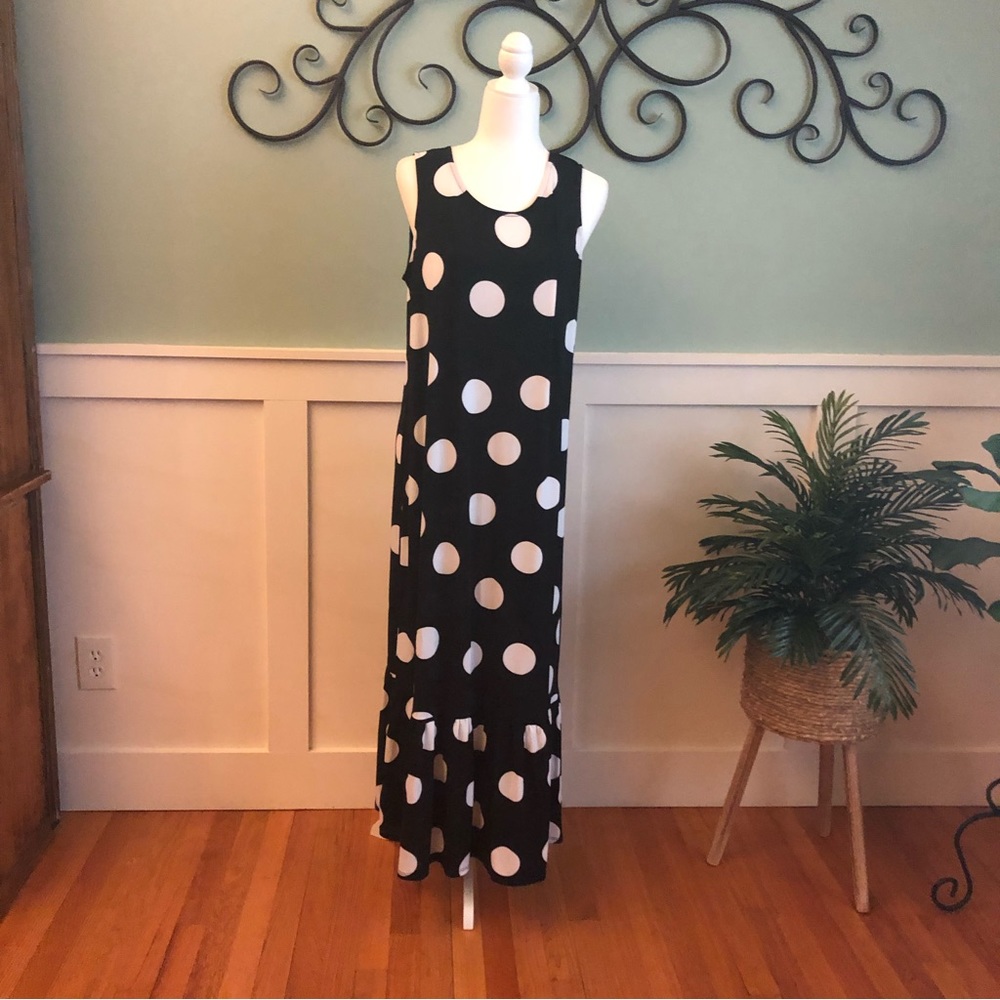 Ruffle Midi dress.